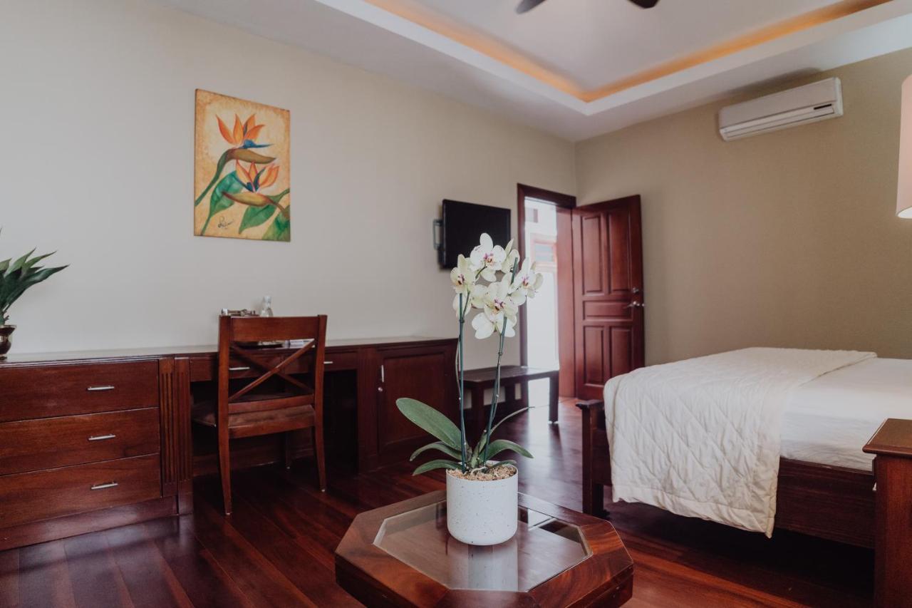 Dunn Hotel