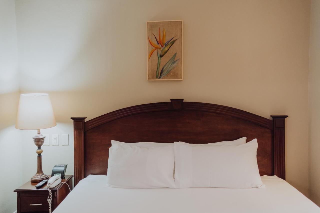 Hotel Dunn
