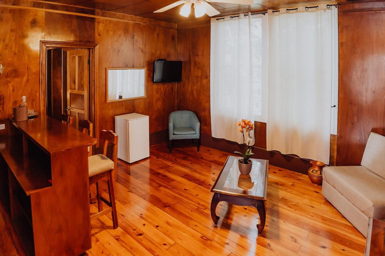 Hotel Dunn