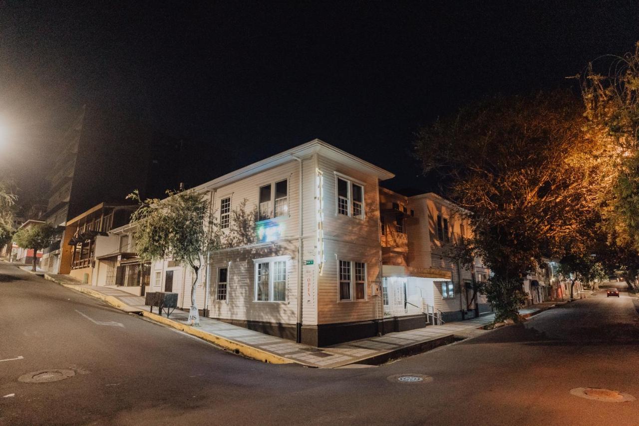 Hotel Dunn 3*